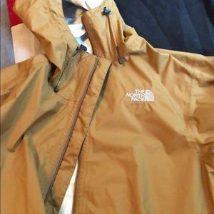Size small north face poncho!